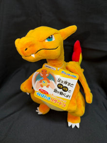 Pokemon Center TM Charizard peluche volante