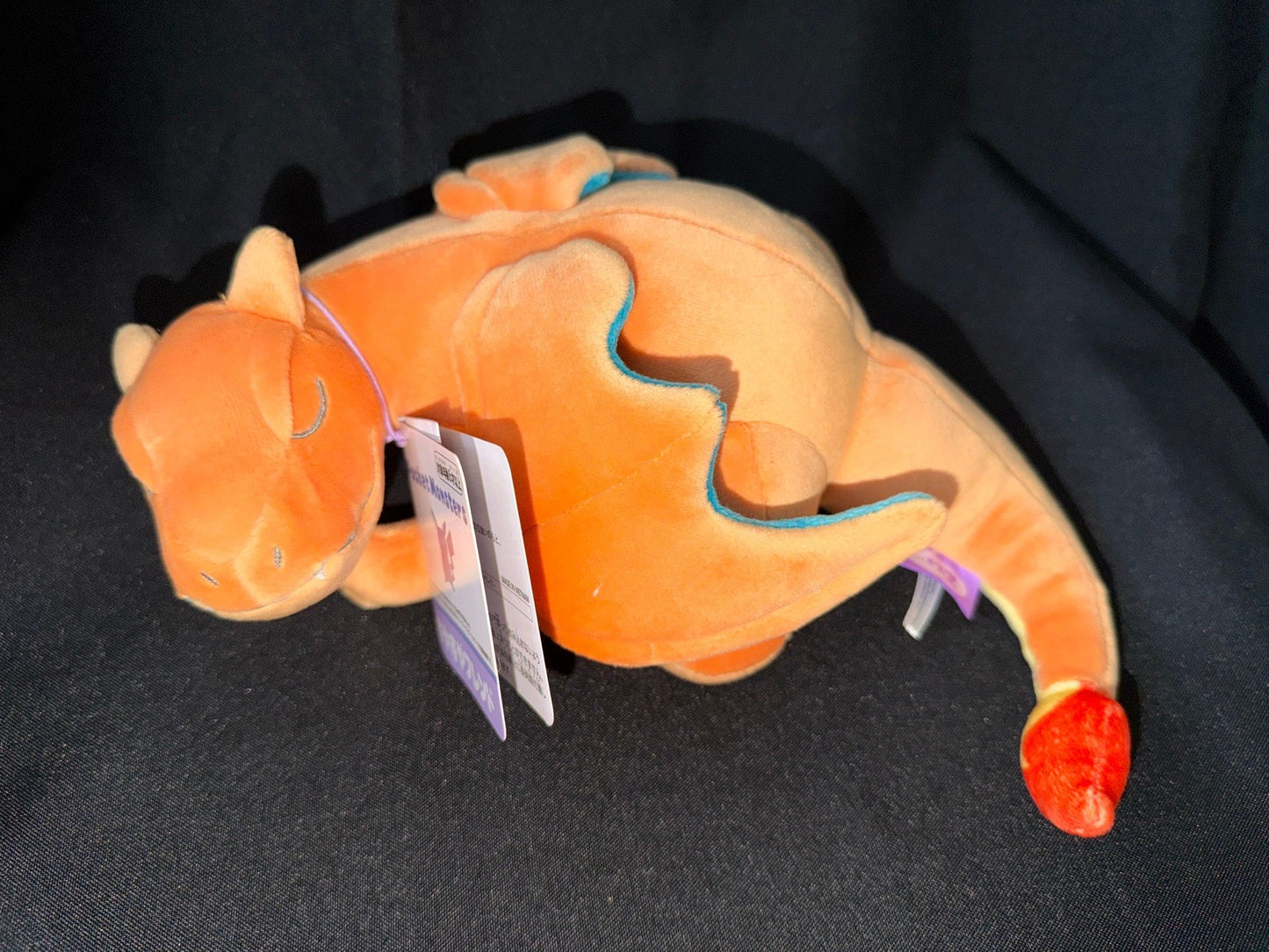 Pokemon Center TM Charizard peluche Sleep